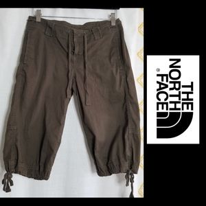 North Face Paramount Propel capri cargo shorts